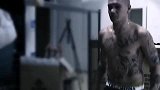 潮流-20121113-Dolce&Gabbana邀来米兰惊雷拳击手健身示范