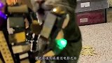 小伙痴迷灭霸，用800个乐高自制无限手套，黑夜中魔力来了