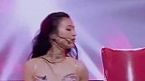 这大长腿绝了~黄圣依 思念绕指尖