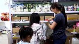 美食礼盒带着孩子们一起品尝，姐姐的啥想法？却被吐槽忘了亲爸！
