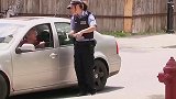 假如警察花式钓鱼执法，看看路人反应