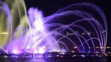 国庆游客排队5小时 打卡杭州西湖的音乐喷泉