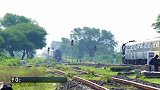 单线的印度铁路，前往孟买的特快列车