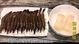 年夜饭必备一花开富贵虾，简单漂亮，过年端上桌备有面子