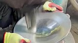 铁锅是这样做的？长见识了