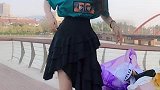 小姐姐的小蛮腰真的太迷人了，你喜欢不