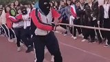 拔河还能这么干这谁顶的住啊