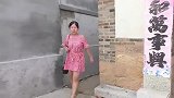 儿媳回老家找婆婆借钱，婆婆却拿出6张银行卡，结局转折让人感动