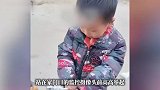 4岁留守娃对着监控喊爸爸买玩具，爸爸回应：愧疚又心酸，马上回家