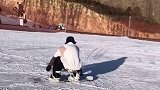 新手必看滑雪教学视频如何刹车雪季来了 滑雪 单板滑雪