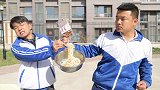 二浪坑人不成反被坑,阿宝究竟做了什么,竟让二浪羞愧逃走