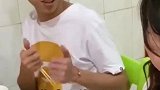 这账明显就不对呀，你咋就没听出来呢