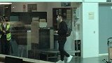 深夜启程！梅西抵达巴塞罗那机场 即将前往阿根廷国家队报到