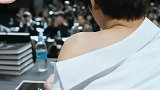 三流作者为了卖书，竟说自己是杀人犯