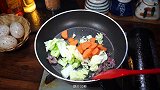 牛肉丝怎样炒又嫩又好吃，像我这样做的牛肉丝炒包菜又嫩又好吃