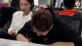 没想到一个窜天猴竟然炸出了卧龙与凤雏！