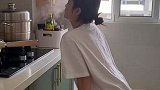 内蒙古，女子用蒸汽护肤，老公：她总能找到最合适的护肤方式
