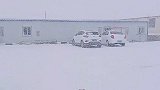 现场！甘肃马鬃山四月突降暴风雪 大雪覆盖地面一片白茫茫