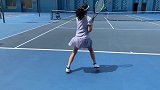 田亮晒女儿打网球视频 森碟训练学业兼顾直言太累