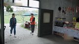 杨紫被吐槽太自私？临走打包10根烤肠，陈赫李诞背锅种树还债