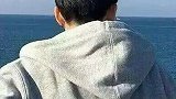 16岁男生手脚被捆吊颈死亡 警方：不予立案 曾有穿女装现象