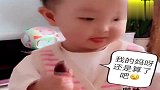 这就是所谓初生牛犊不怕虎，暖宝胆子也太大了，竟然敢吃这个！