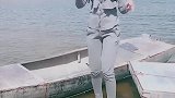 小姐姐穿搭新款套装，特别凸显苗条身材！