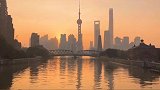上海外白渡桥看日出