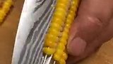 玉米最新吃法，这样烤玉米特香