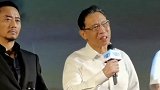 钟南山院士现身电影首映现场，观影中几度拭泪，感同身受