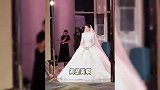 章若楠三妹婚礼现场曝光,妹妹美貌气质不输姐姐,一家子全是高颜值