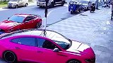 洒水车的感人瞬间