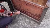 多年的嫁妆柜子看似平平无奇，打开竟然看到了小说里才有的暗格