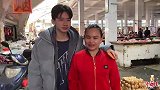 小6过生日，9妹买一大桌海鲜庆祝，小伙伴们欢聚庆贺好热闹！