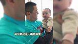 李亚鹏看望唇腭裂孩子，见到51岁患者心疼泪目，透露李嫣术后恢复状态很好