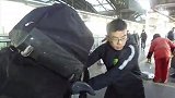 少年努力吧！国安兵发西班牙 国脚头等舱小将经济舱