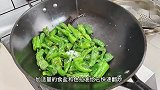 湖南下饭菜，擂辣椒皮蛋，好多人不知道怎么做，大厨分享详细做法