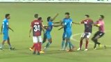 哥们儿你太仗义了！孟加拉联赛上演全武行：扇脸+鞭腿+残暴飞踹