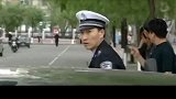 交警处理酒驾，小伙质问交警被无视，不料小伙是公安局长