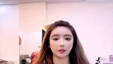 美女以为家里有陌生女子洗澡，不料是邻居大哥，这下尴尬了