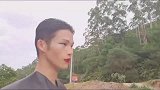 乡村道路却走出巴黎时装周的感觉，这小伙子厉害了