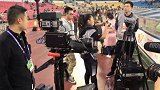 中超-17赛季-国安主场最牛女摄像 单扛斯坦尼康霸气外露-专题