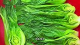 以后想吃酸菜了，咱们自己在家做，做法简单，酸脆可口好吃极了