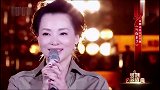 央视女主持唱功有多好？董卿一首当你老了，感动全场