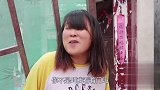 婆婆让儿媳在家看大门，结果儿媳背着大门出去玩
