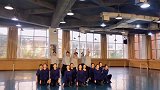 舞蹈生日常训练。支持的点个赞