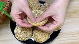 农村姑娘教你做红豆馅南瓜饼，掌握比例，香甜软糯，比买的好吃