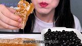 颜值口感俱佳，木薯珍珠和蜂巢蜜一起吃，还能有这种奇特搭配