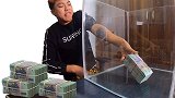 越南小伙往箱中放入8000万，谁取出就归谁，尝试的人都失败了