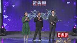 男嘉宾现场高歌一曲，女嘉宾也来跳一支舞
